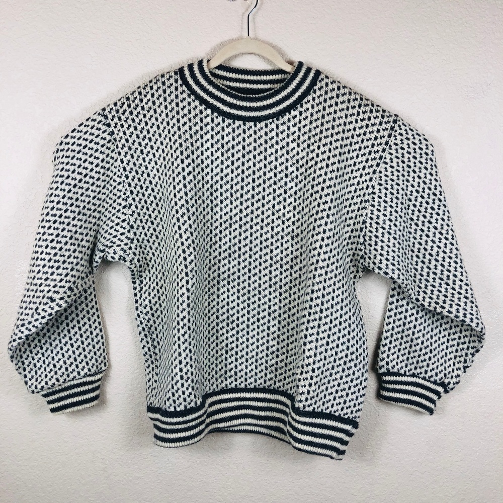 L.L. Bean Grey Cream Wool Sweater Size: L